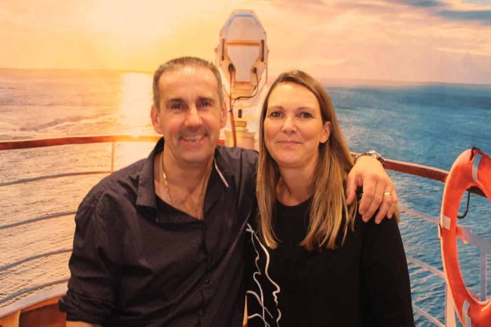 04_11_23__22_57_35_0