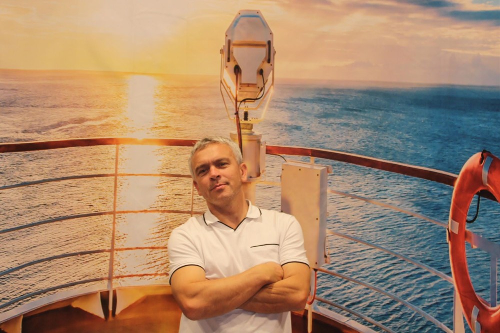 04_11_23__22_15_09_0