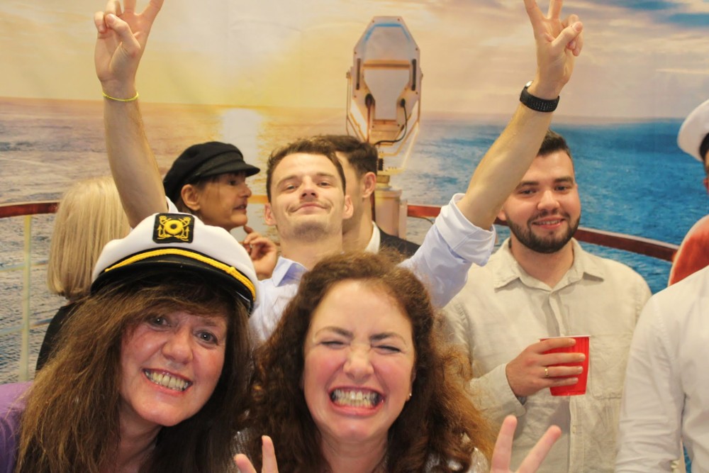 04_11_23__21_16_11_0