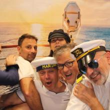 04_11_23__21_44_28_0