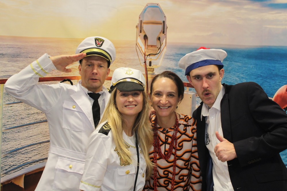 04_11_23__19_53_01_0