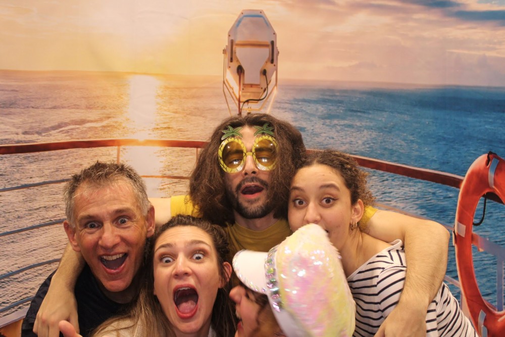 04_11_23__22_33_12_0