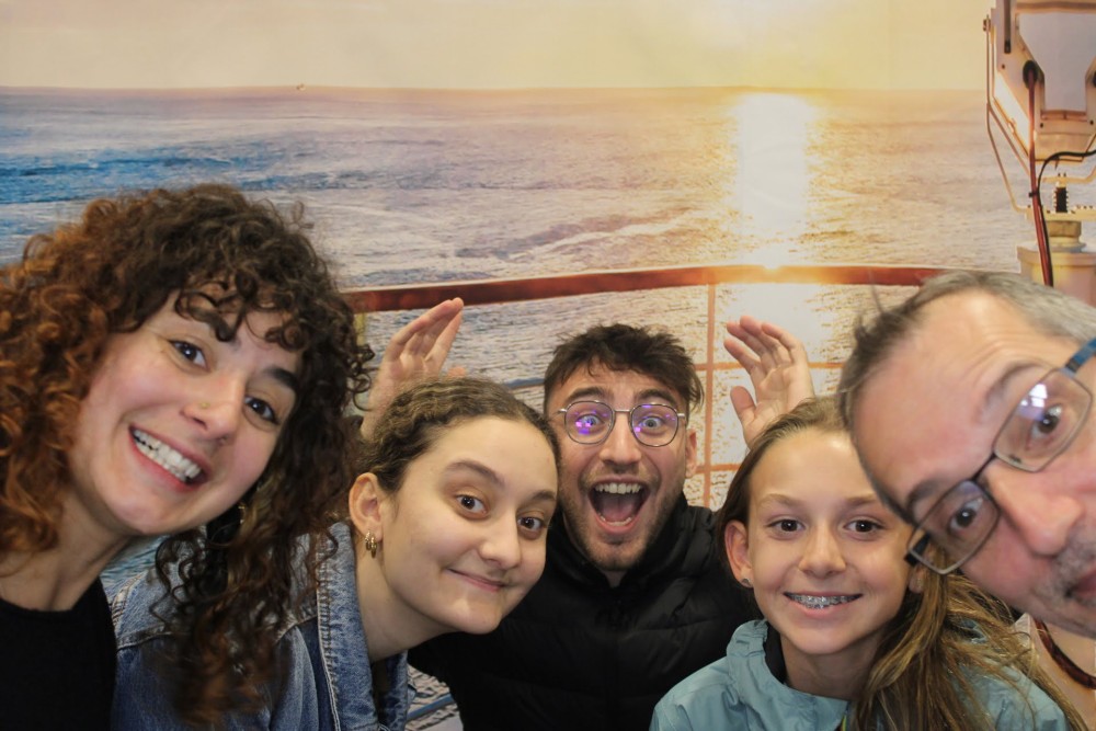 04_11_23__13_28_13_0