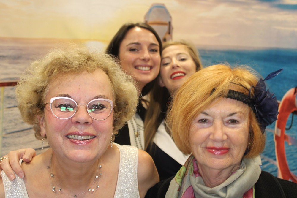 04_11_23__19_44_56_0