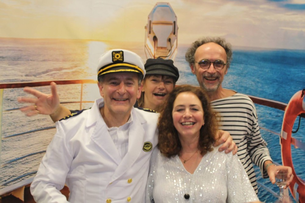 04_11_23__20_27_57_0