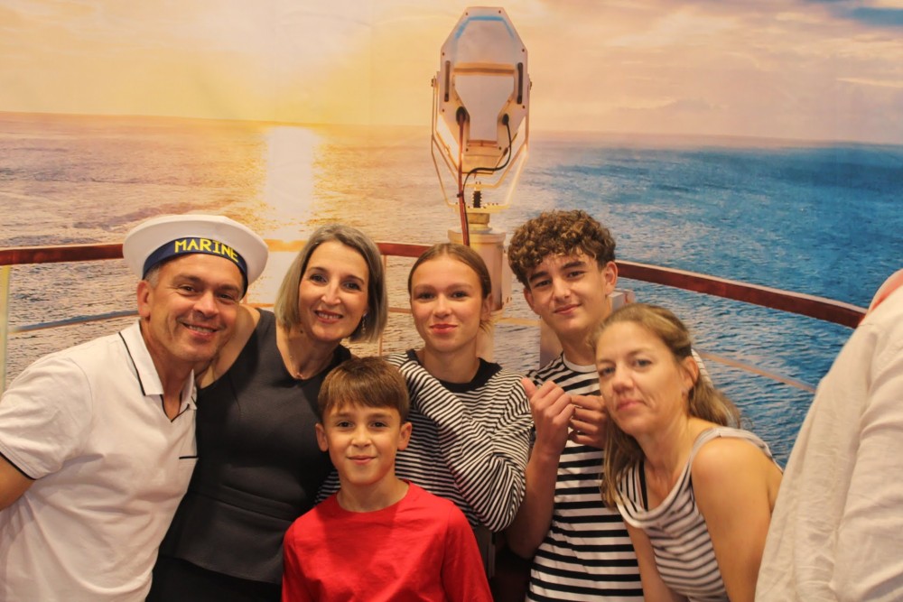 04_11_23__20_38_24_0