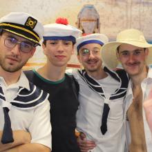 04_11_23__23_43_11_0