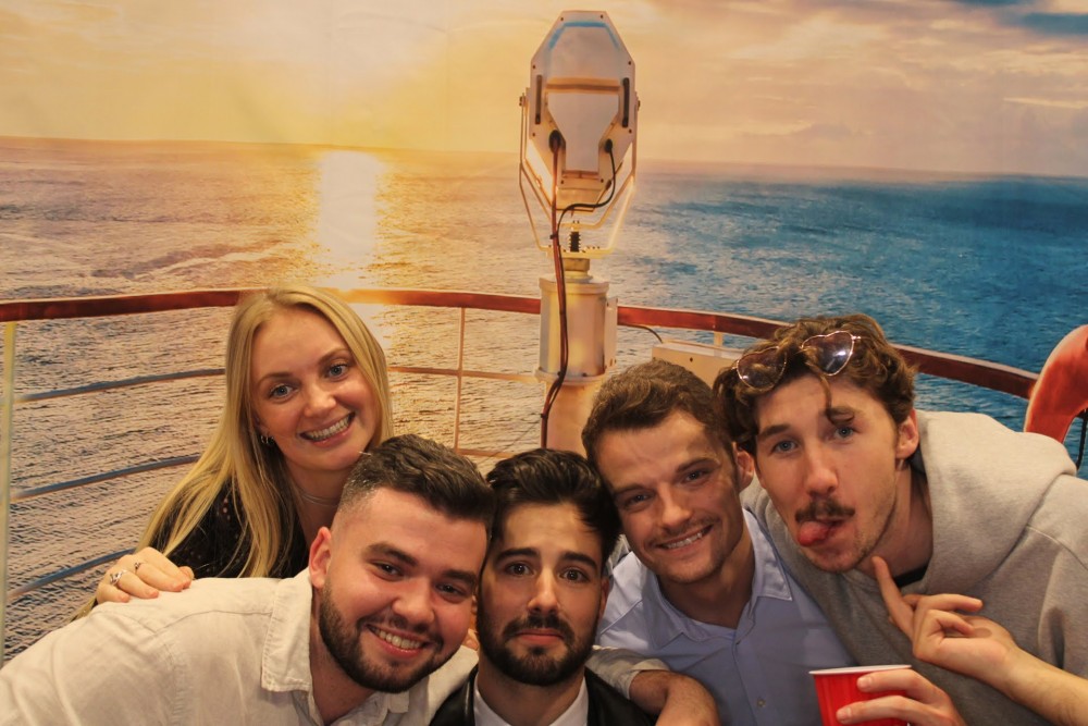 04_11_23__20_36_41_0