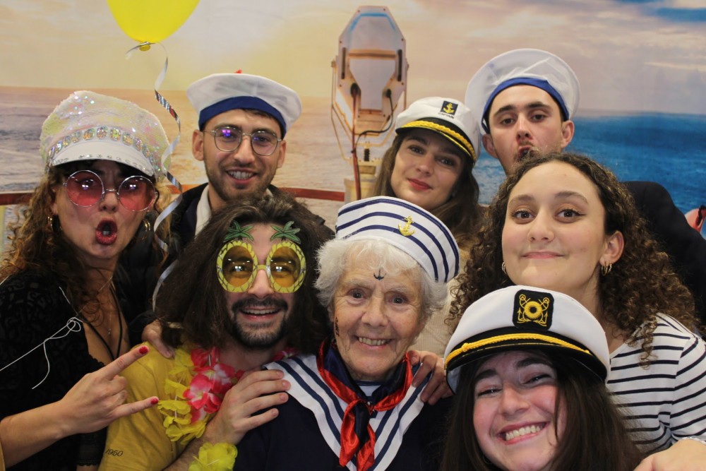 04_11_23__18_40_14_0