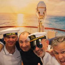 04_11_23__21_43_19_0