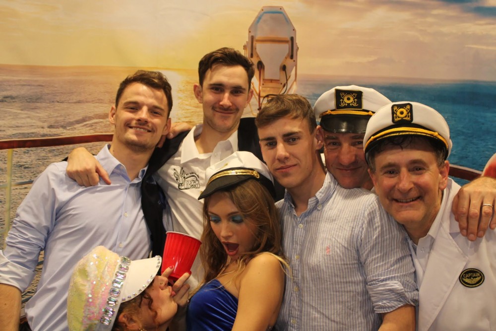 04_11_23__21_10_59_0