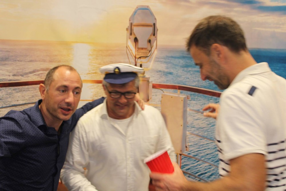 04_11_23__23_22_45_0