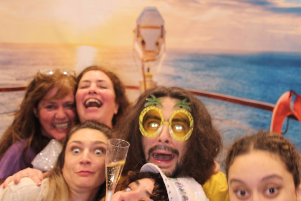 04_11_23__22_35_41_0