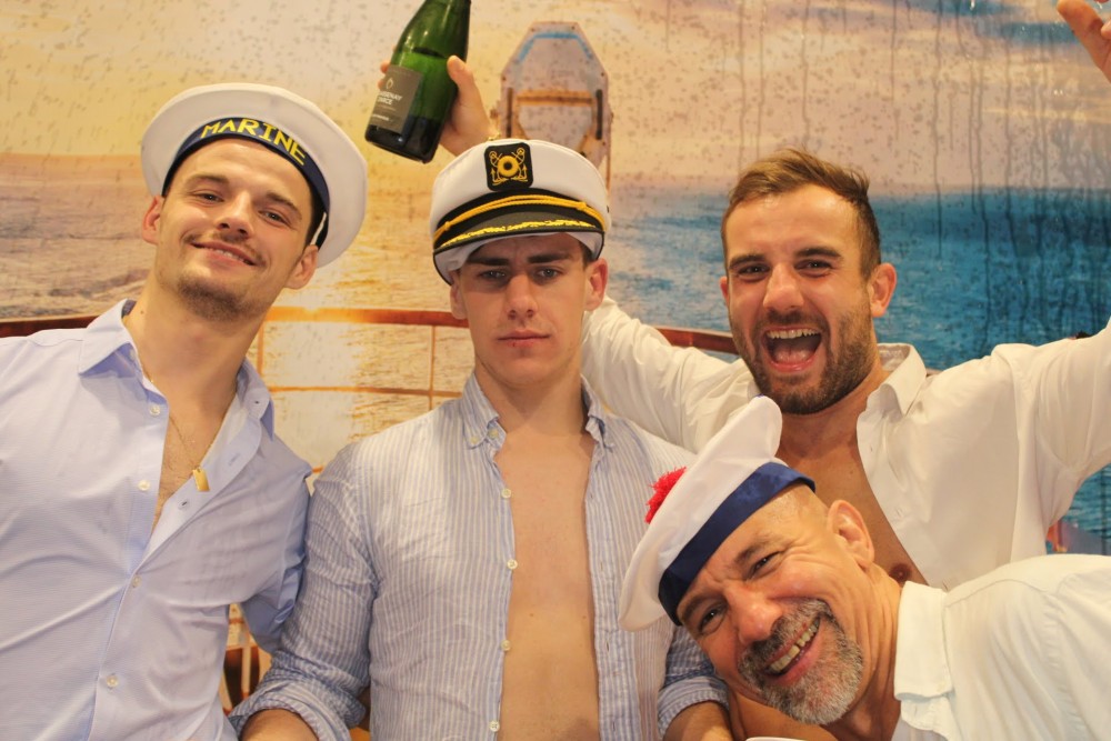 04_11_23__23_38_27_0