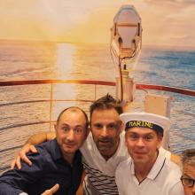 04_11_23__21_45_54_0